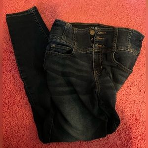 Women’s No boundaries high waisted corset jeans. Size 11.